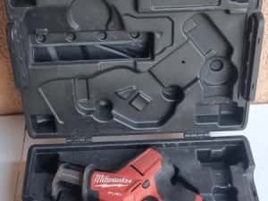 Milwaukee M12 CHZ Fierastrau Vulpe 2023 — miniatura 5