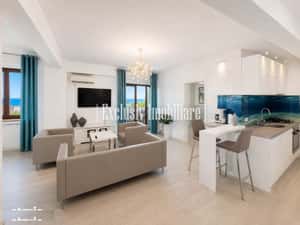Zona Consilieri - Vedere la Mare - Apartament de LUX cu Parcare — miniatura 1