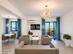 Zona Consilieri - Vedere la Mare - Apartament de LUX cu Parcare — miniatura 3