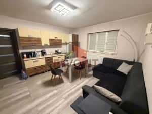 Mobilat si utilat. Bloc izolat. 2 camere modificat in 3 camere