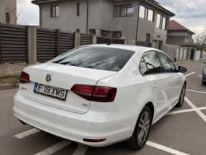 Volkswagen Jetta 2.0 TDI — miniatura 4