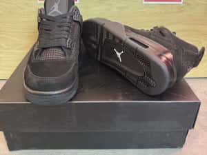 Air Jordan 4 Retro Black Cat 2020 Sneakers — miniatura 4