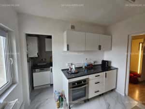 Apartament deosebit, 3 camere, decomandat, 2 băi, 2 balcoane, et. 3 din 4, zona Șagului-Steaua — miniatura 4