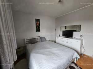 Apartament deosebit, 3 camere, decomandat, 2 băi, 2 balcoane, et. 3 din 4, zona Șagului-Steaua — miniatura 9