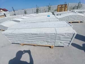 Gard din placi de beton — miniatura 9