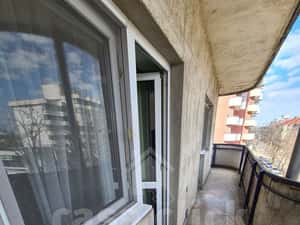 Apartament 1 cameră, decomandat, balcon mare, etaj 3, Piata Centrala — miniatura 6