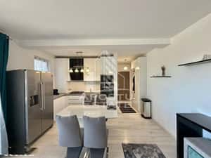 Apartament cu 2 camere, de inchiriat, loc de parcare, Giroc — miniatura 3