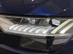 Audi Q8 SUV, 2023, 70.950 km, Diesel, Automată — miniatura 2