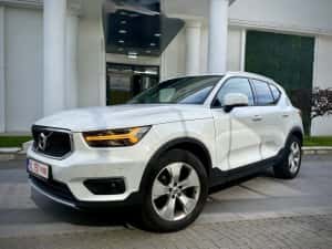 Volvo XC40 D4 2.0d 190 CP 4X4 AWD Geartronic! Garantie 12 Luni