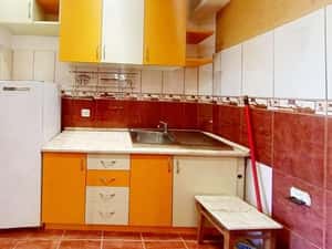 Garsoniera Tractorul renovata langa piata — miniatura 6