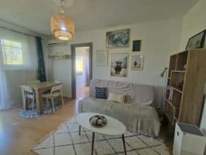 Zona Circumvalațiunii-amenajat frumos, mobilat și utilat — miniatura 1