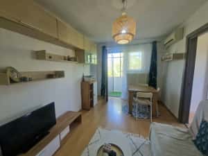 Zona Circumvalațiunii-amenajat frumos, mobilat și utilat — miniatura 2