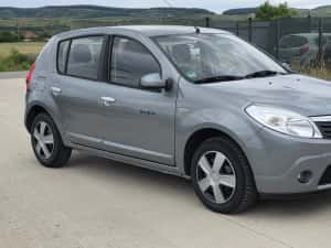 Dacia Sandero Laureate 1.6 benzină 132.000km  import Germania — miniatura 2