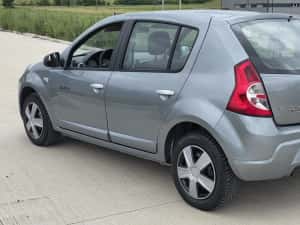 Dacia Sandero Laureate 1.6 benzină 132.000km  import Germania — miniatura 3