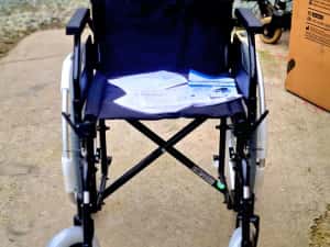 Carut cu rotile pentru persoane cu dizabilități sau handicap Nouu — miniatura 3