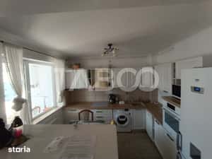 Apartament de vanzare 2 camere si balcon zona Siretului Sibiu — miniatura 4