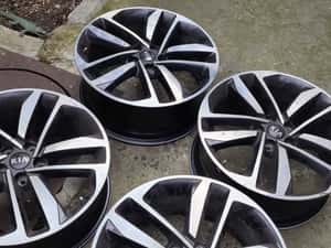 4 x Jante 19 inch,  originale KIA, calitate superioara si stare foarte buna — miniatura 6