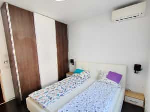 Vând apartament modern cu 2 camere în Giroc aproape de stația peco Esso — miniatura 6