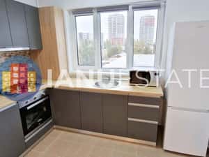 Berceni 5` Metrou Dimitrie Leonida Metalurgiei Centrala Parcare Terasa — miniatura 5