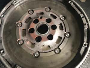 Kit ambreiaj Volanta masa dubla  Placa disc Vw Passat B6 jetta 1.9 BKC  105 cp 77 kw TDI Audi a4 BKE  85 kw 116 cp Vw Passat Avb 101 cp  74 kw — miniatura 6