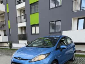 Ford Fiesta 2011 benzina — miniatura 9