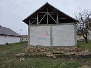 Proprietate cu poten #539;ial investi #539;ional #238;n Pischia 190 mp utili, teren 1000 mp — miniatura 4