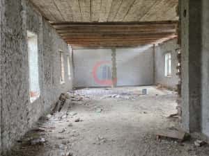 Proprietate cu poten #539;ial investi #539;ional #238;n Pischia 190 mp utili, teren 1000 mp — miniatura 7