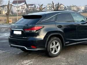 Autoturism LEXUS — miniatura 3