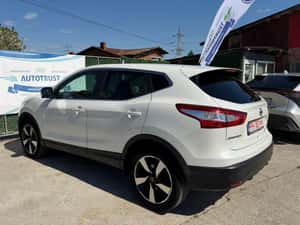 Nissan Qashqai 2016 Diesel 240.463 km — miniatura 6