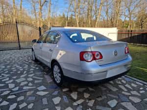 VW Passat 2.0 Diesel — miniatura 3