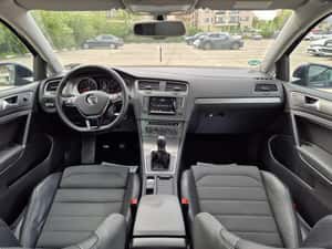 VW Golf VII 1.4 TSI – modern, economic și gata pentru zi de zi — miniatura 4