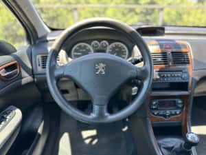 Peugeot 307 - 2.0 hdi - 2004 — miniatura 8