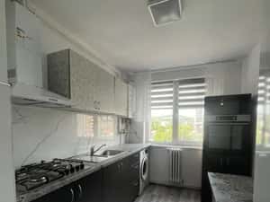 Apartment 3 camere, 60 mp, recent renovat, zona Semicentrala — miniatura 5