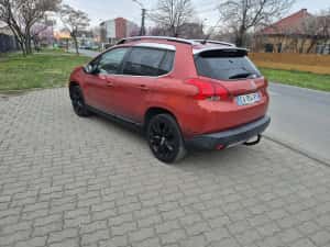 Peugeot 2008 1,2 i Anul 2016/(5.600Euro)6...214000 Km — miniatura 3
