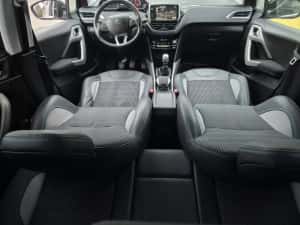 Peugeot 2008 1,2 i Anul 2016/(5.600Euro)6...214000 Km — miniatura 6