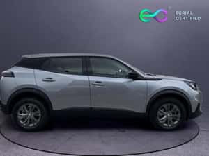 Peugeot 2008 1.2 PureTech EAT8 Active Pack 2022 — miniatura 4