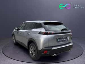 Peugeot 2008 1.2 PureTech EAT8 Active Pack 2022 — miniatura 7
