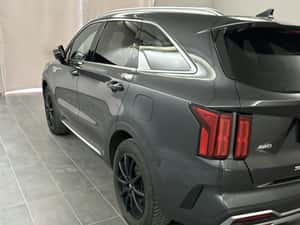 Kia Sorento Platinum Automată 252 HP Hibrid (B/E) — miniatura 3