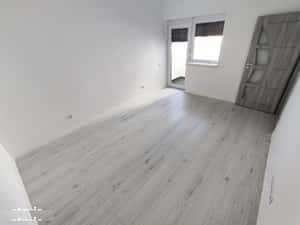 Apartament 2 camere decomandat, etaj 1-2 | Bucătărie separată + TVA