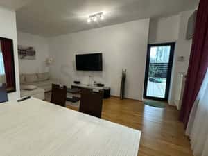 Apartament 3 camere I Iancu Nicolae