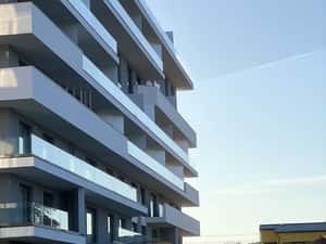 Apartament cu 3 camere Bistrița Best Luxury Residence — miniatura 1