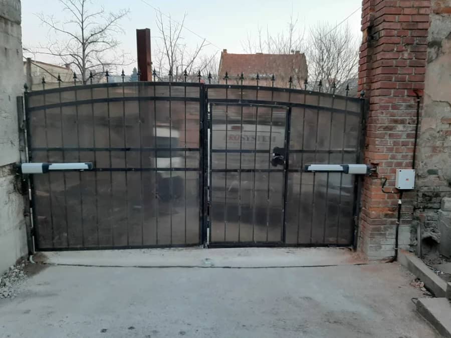 Instalam automatizari porti — fotografie 1 din 10