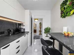 LUX Class, decomandat, terasa, loc parcare, Avantgarden Bartolomeu, Brasov — miniatura 6