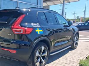 Volvo XC40 Plus Dark Automată 163 HP Benzină — miniatura 6
