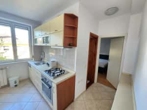 Proprietar apartament în centrul Timișoarei nchiriez apartament cu 3 camere decomandat — miniatura 3