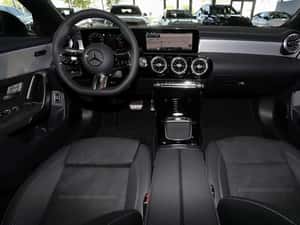 Mercedes-Benz CLA 200 Automată 163 HP Benzină — miniatura 5