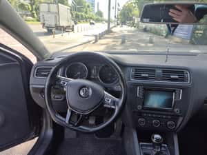 Volkswagen Jetta 2017, Second hand, 135.000 km — miniatura 5