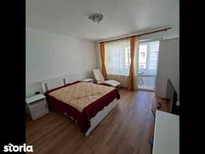 Inchiriez garsoniera nou renovata vis a vis de Athenee Palace — miniatura 5