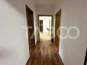 Casa individuala curte libera 300mp 8 camere zona Calea Poplacii Sibiu — miniatura 7