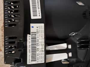 Bord ceasuri Mercedes W204 C Klass benzina cutie automata impecabil — miniatura 8